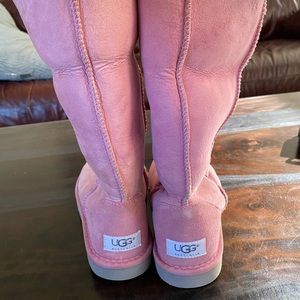 UGG - Tall Boot in PINK (Authentic)